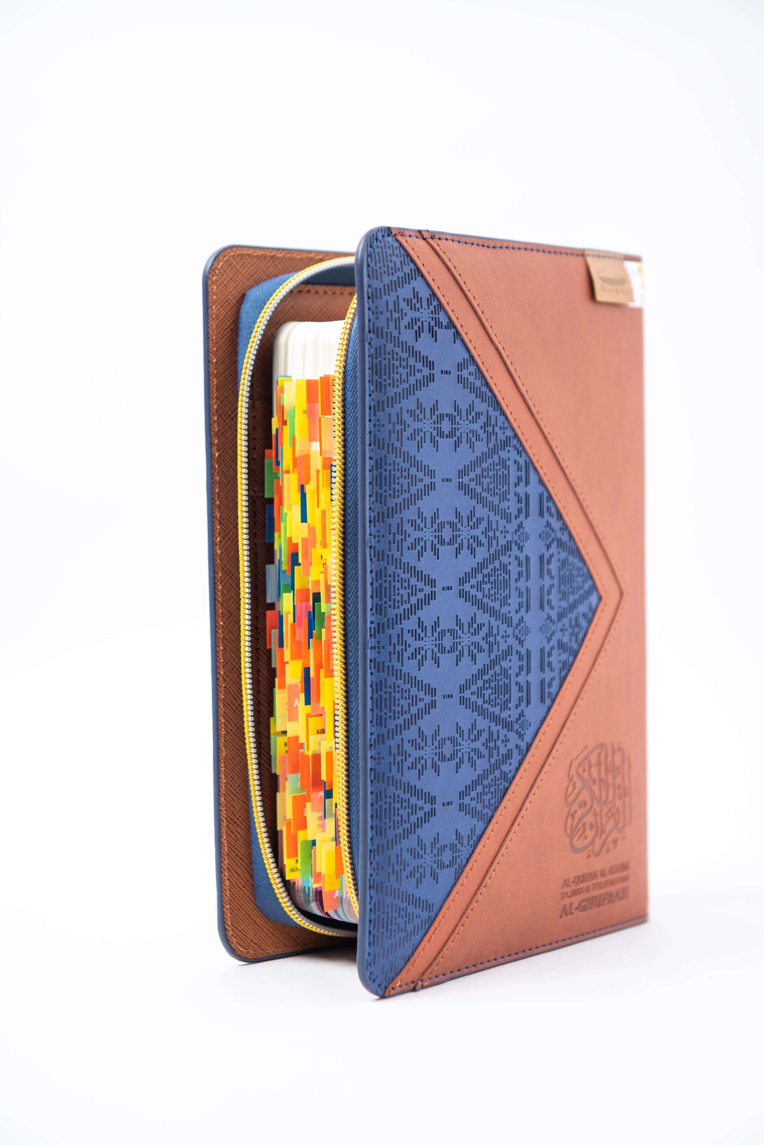 Al-Quran Al-Karim & Terjemahan Al-Ghufran (Zip Songket) (Tagging) (A5) - (TBAQ1054)